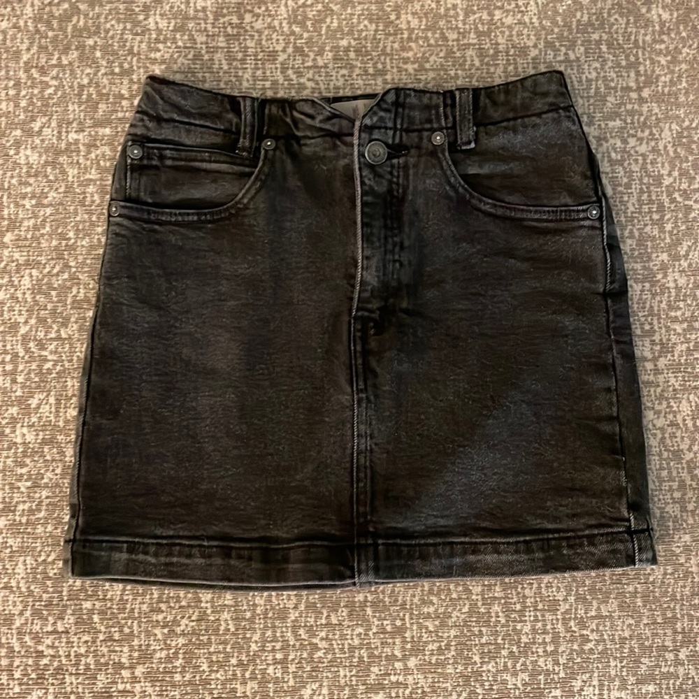 Free People mini skirt. Size 25. Dark grey/faded black color. Super cute.
